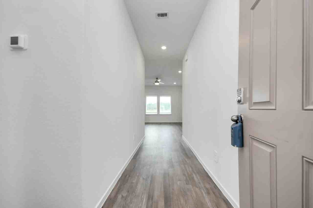 18683 Bernoulli Dr #18683 - Photo 7 of 33