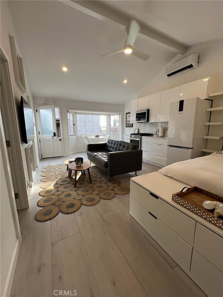 388 Hawthorne Road #388A - Photo 4 of 18