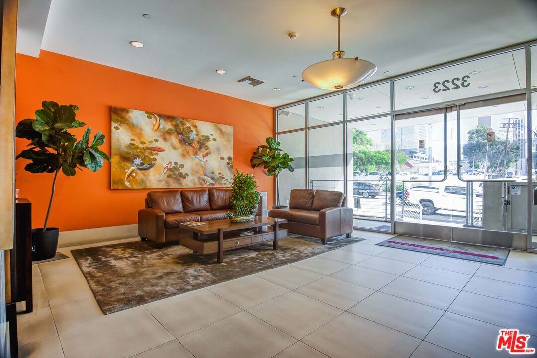 3223 West 6th Street #3223-906 - Photo 5 of 41