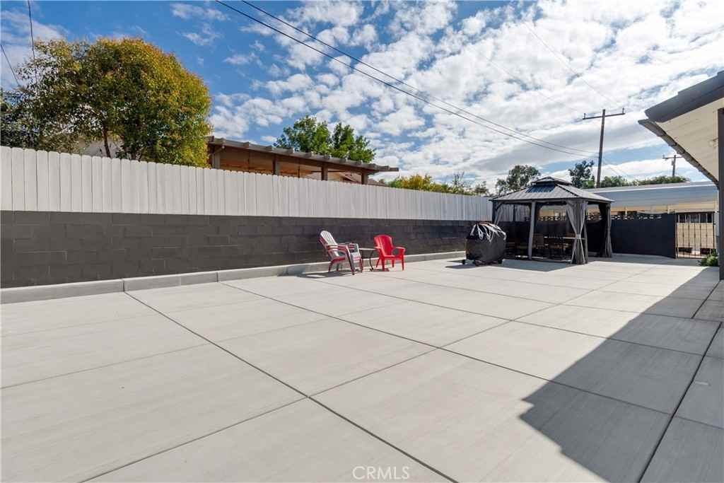 12951 Cascade St #12951 - Photo 4 of 32