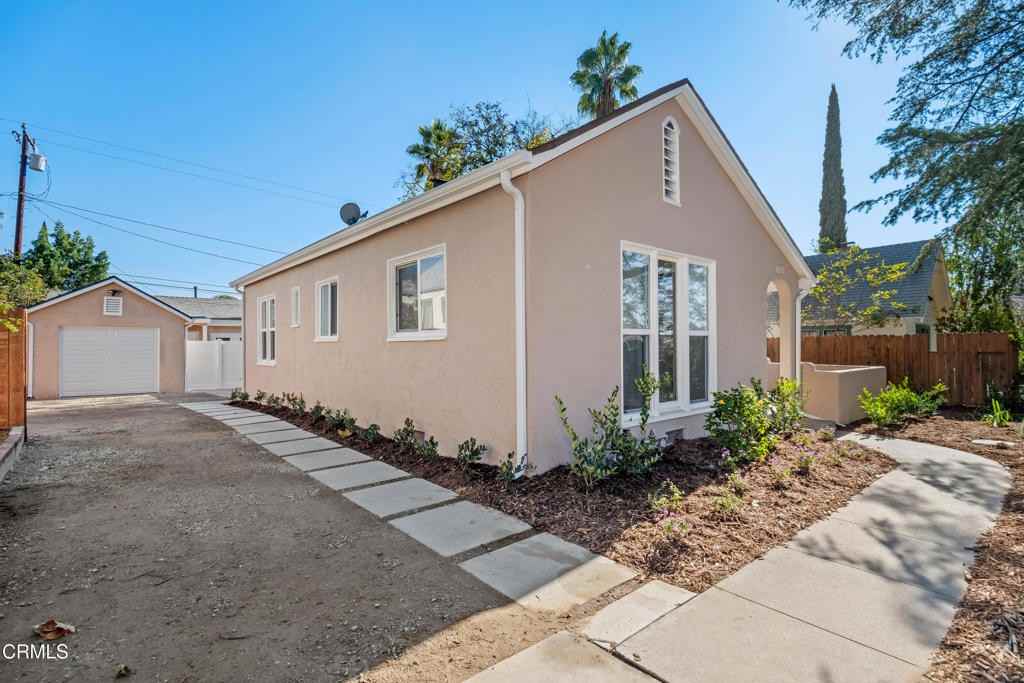 1532 Sinaloa Ave #1532 - Photo 3 of 26