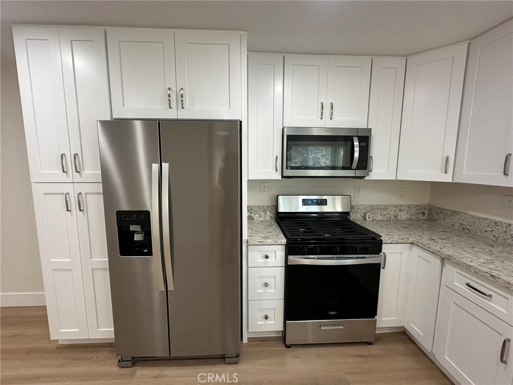 11382 Nantucket Ct #11382 - Photo 2 of 38
