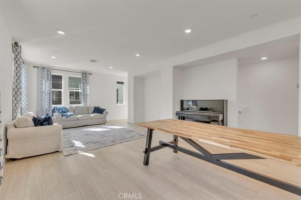 27116 Valley Oak Place #27116 - Photo 6 of 50