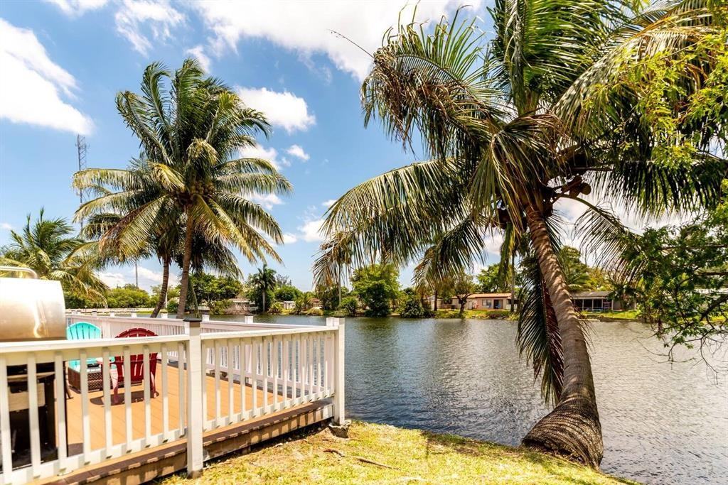 4154 Sw 49th St #4154 - Photo 5 of 30