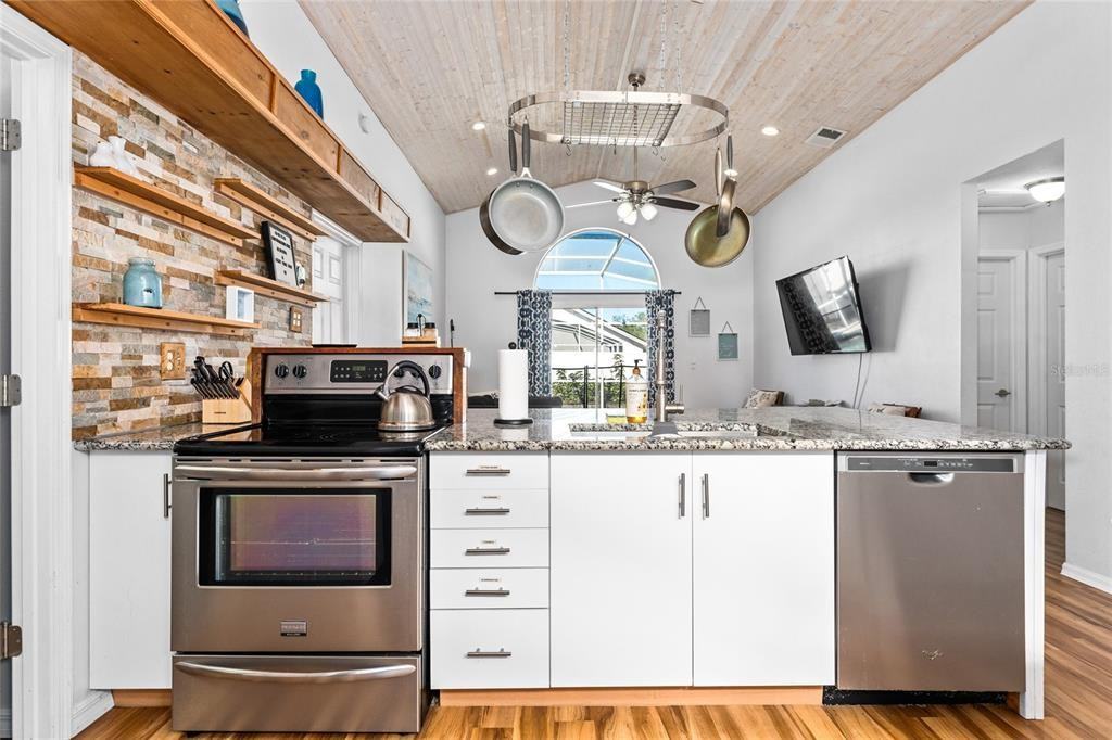 8601 Cavendish Dr #8601 - Photo 3 of 29