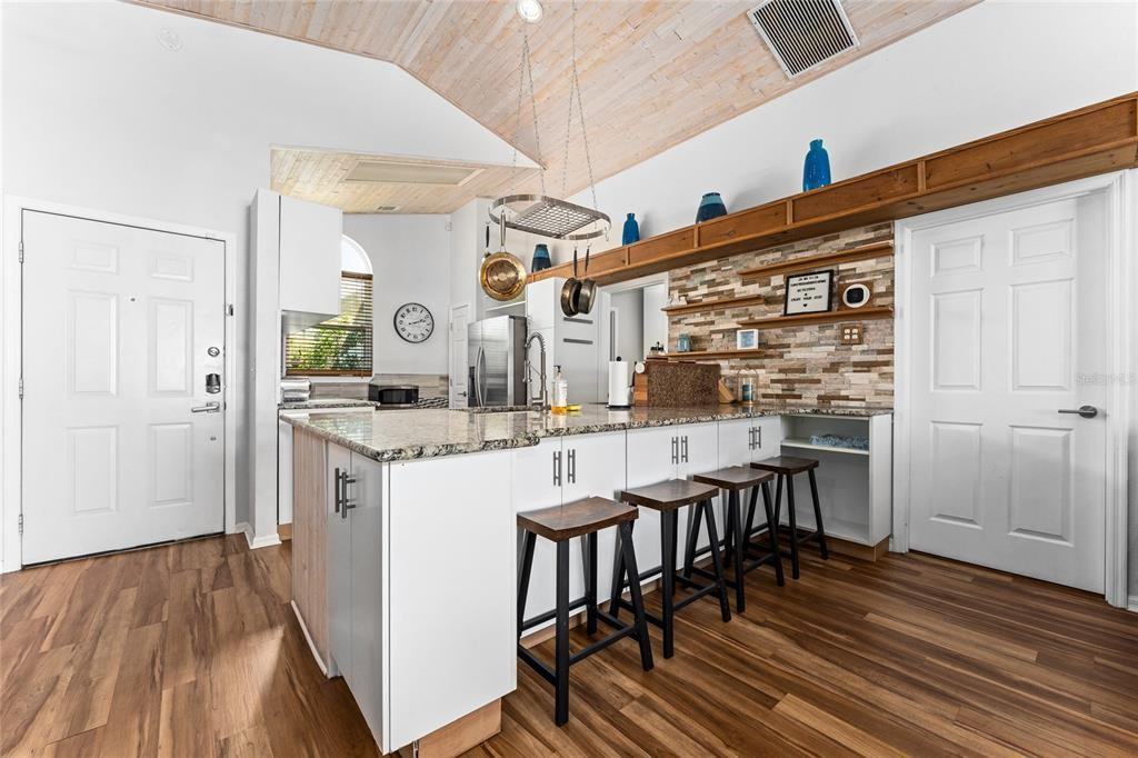 8601 Cavendish Dr #8601 - Photo 6 of 29