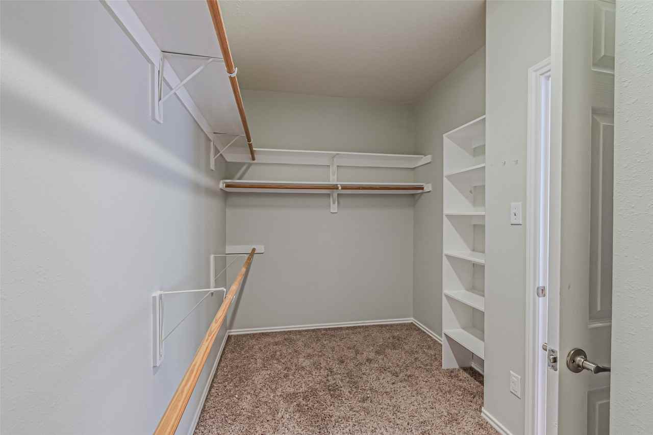 17818 Serene Shore Dr #17818 - Photo 5 of 38