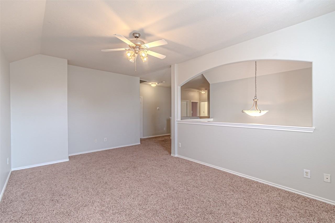 17818 Serene Shore Dr #17818 - Photo 6 of 38