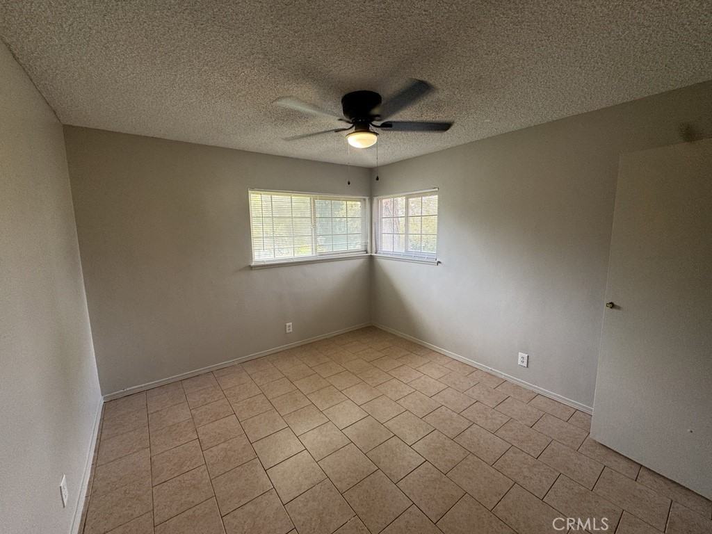 4170 Mt Vernon Ave #4170 - Photo 6 of 10