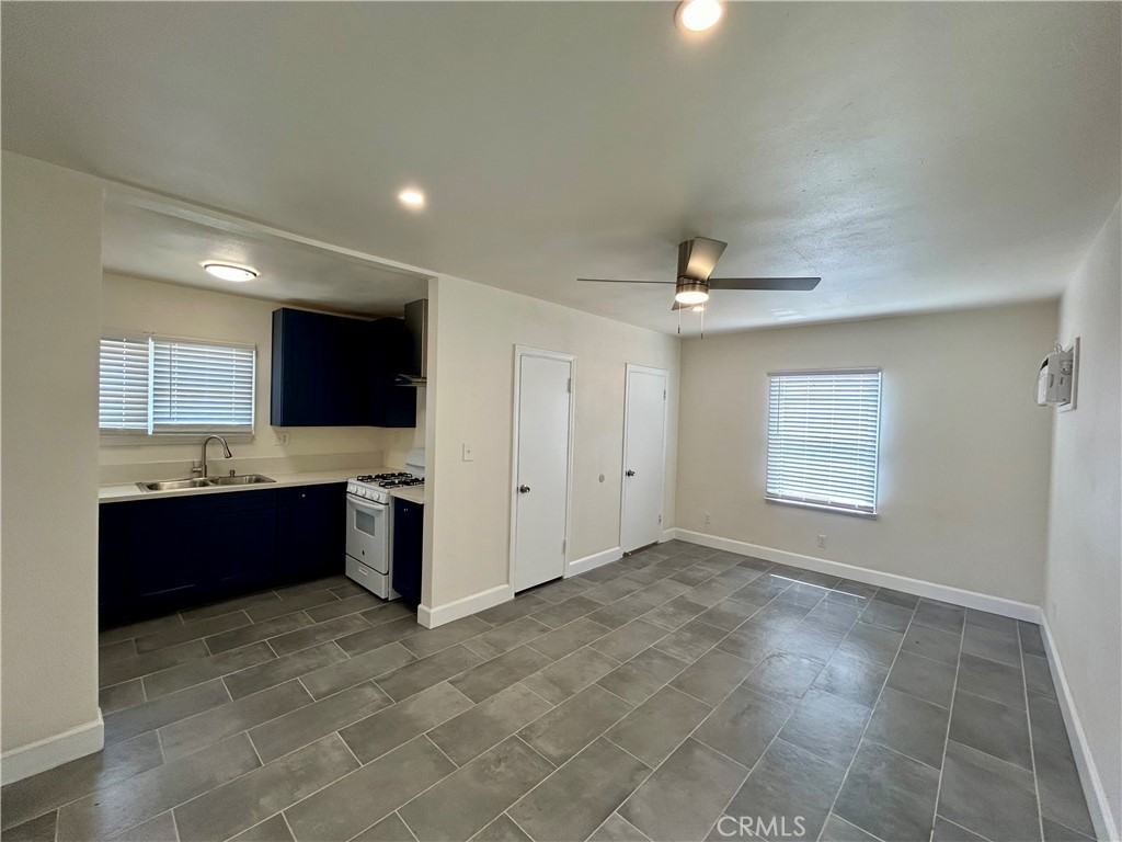 1403 Bonnie Cove Avenue #1403-1 - Photo 2 of 18