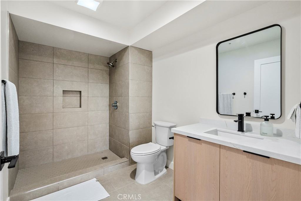 24836 Narbonne Ave #24836 - Photo 7 of 23