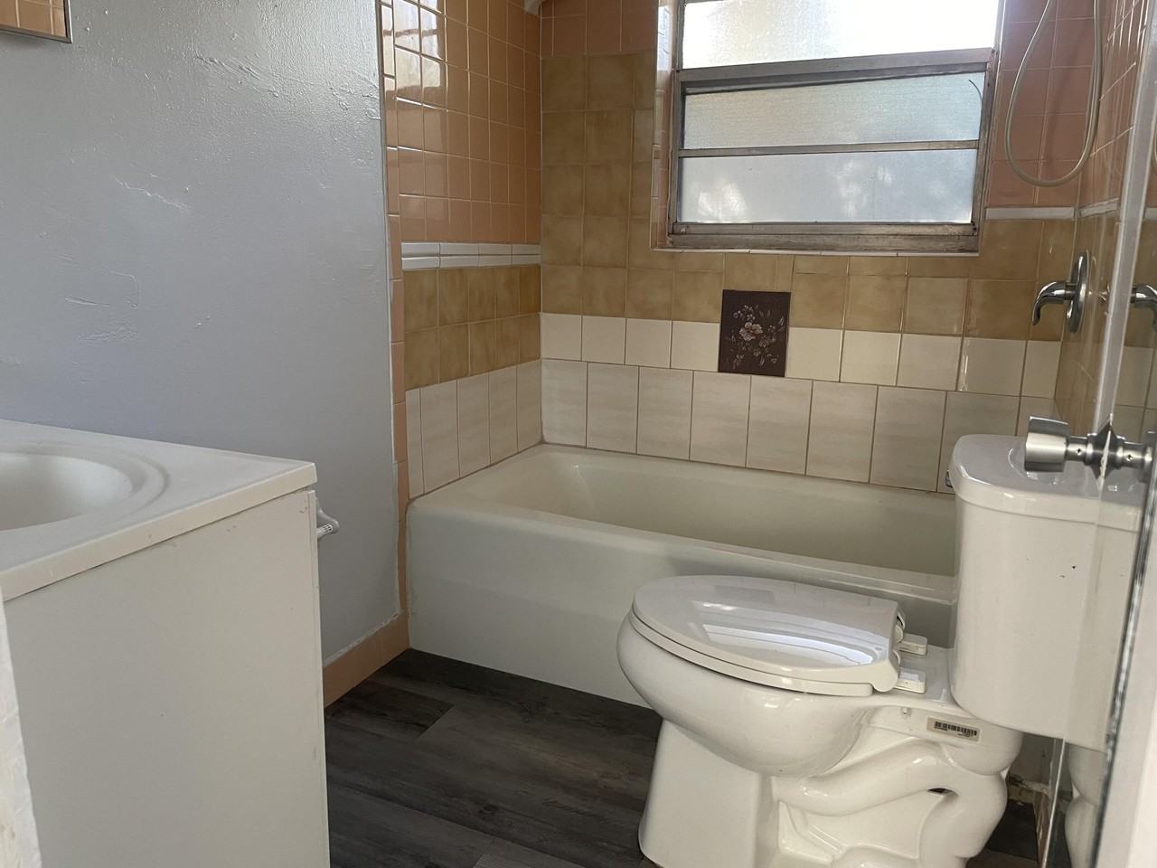 105 Southwest 5th Avenue #105D - Photo 6 of 8