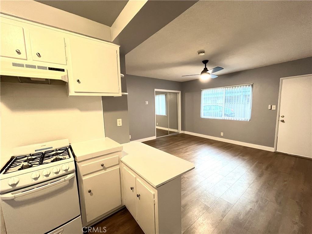 4750 W Broadway #4750E - Photo 6 of 9