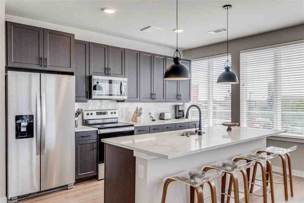 3900 Commerce Street