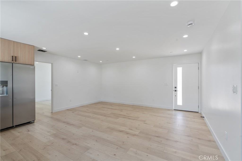 7439 Ranchito Ave #7439 - Photo 5 of 10