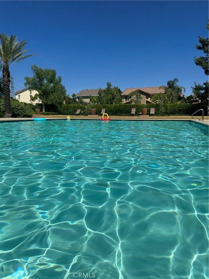 1332 Rover Ln #1332E - Photo 5 of 41