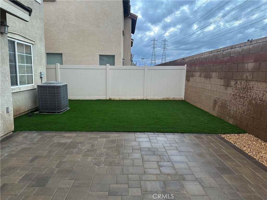 1332 Rover Ln #1332E - Photo 6 of 41