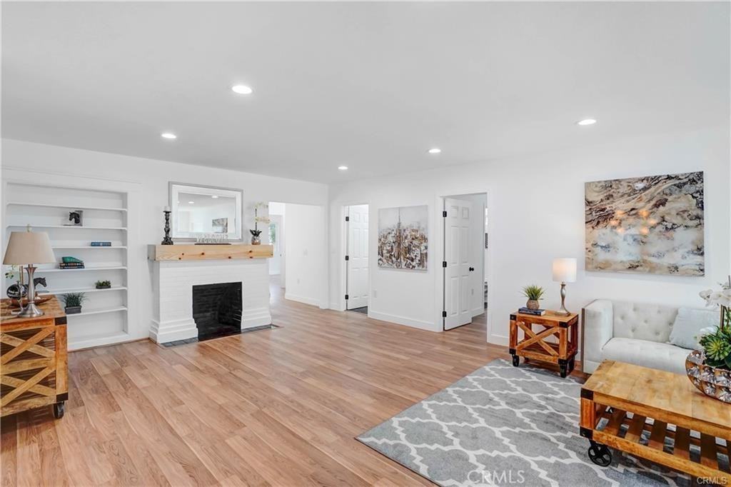 701 Euclid Avenue #701 - Photo 2 of 10