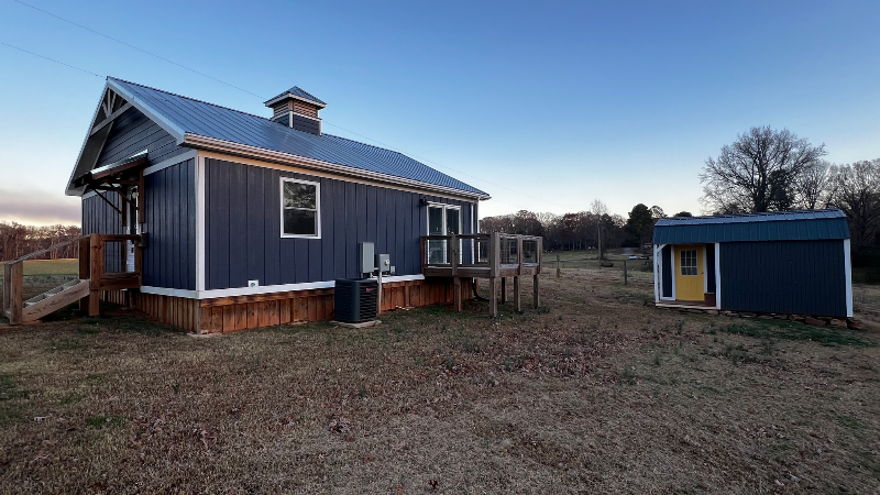 3320 Sullivan Road - Photo 4 of 14