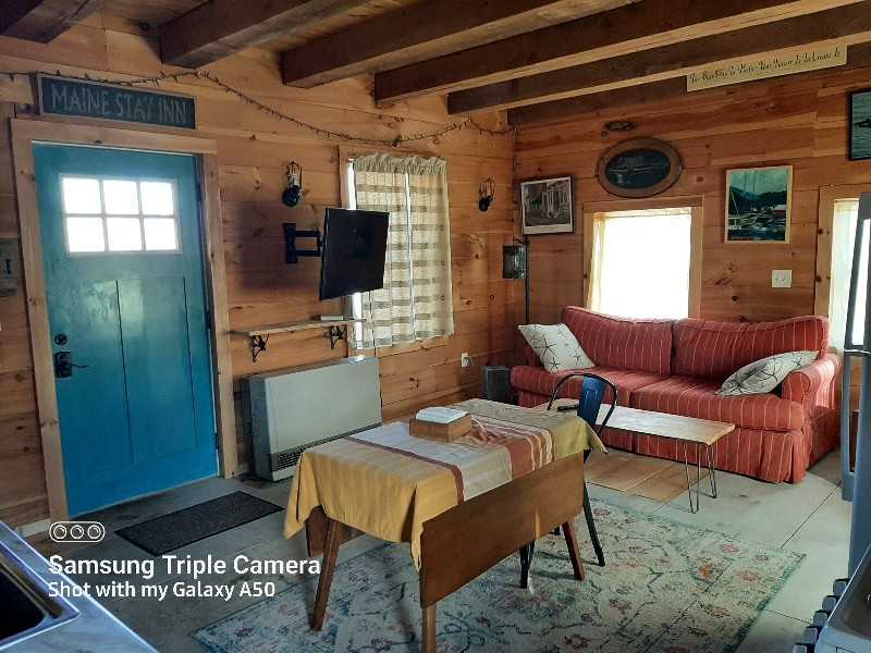 12 Summerhaven Rd - Photo 3 of 8