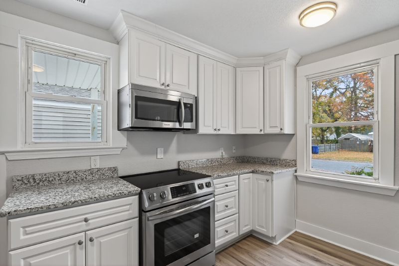 3517 Brighton St - Photo 2 of 20