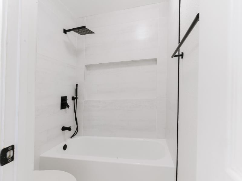 1606 Willow Way - Photo 3 of 20