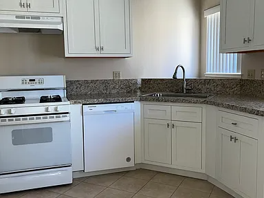 1658 W Cindy Ln #C - Photo 2 of 17