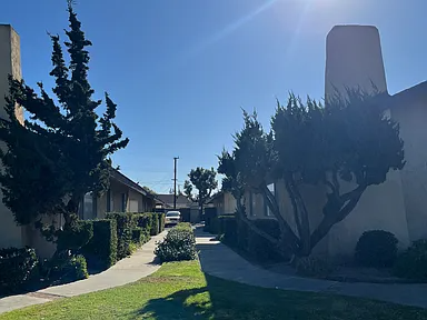 1658 W Cindy Ln #C - Photo 3 of 17