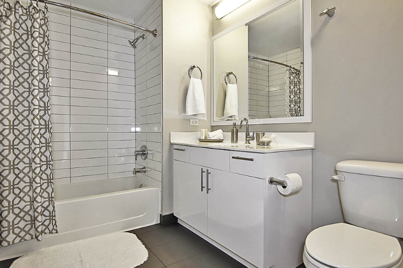 200 W Scott St - Photo 7 of 11