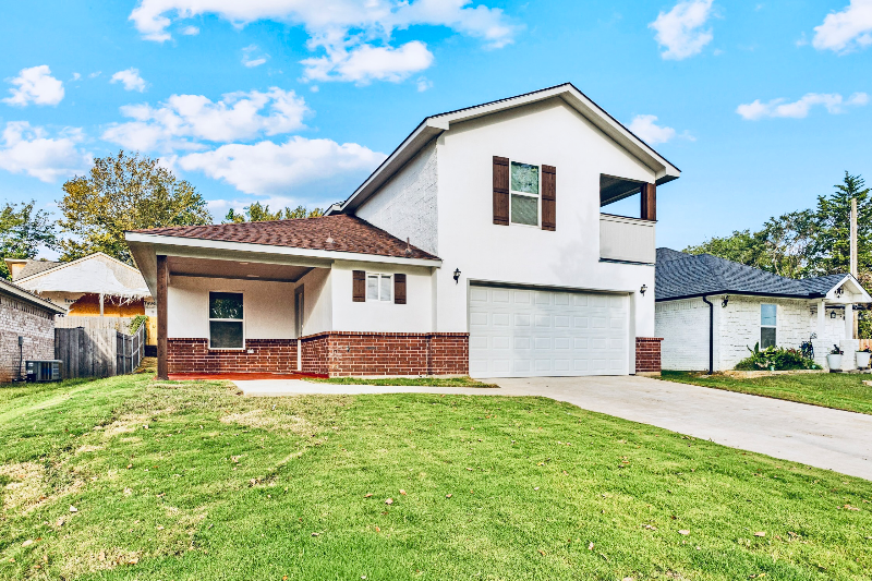 1009 North Barrett Avenue