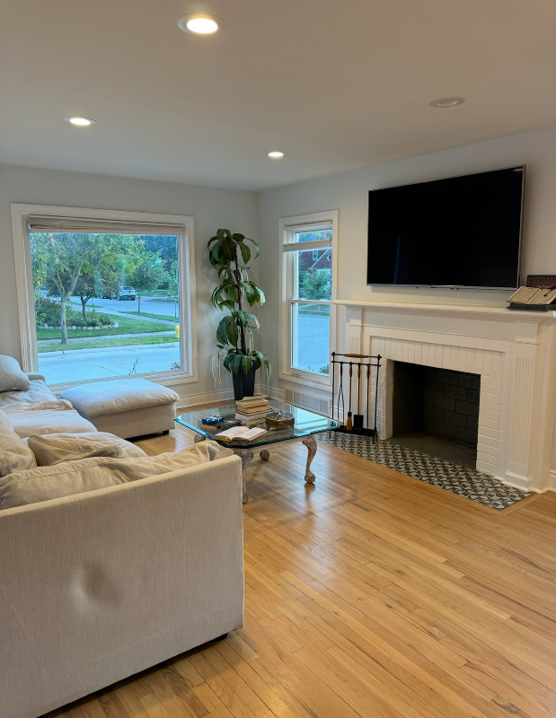 265 South Lafayette Street - Photo 4 of 6