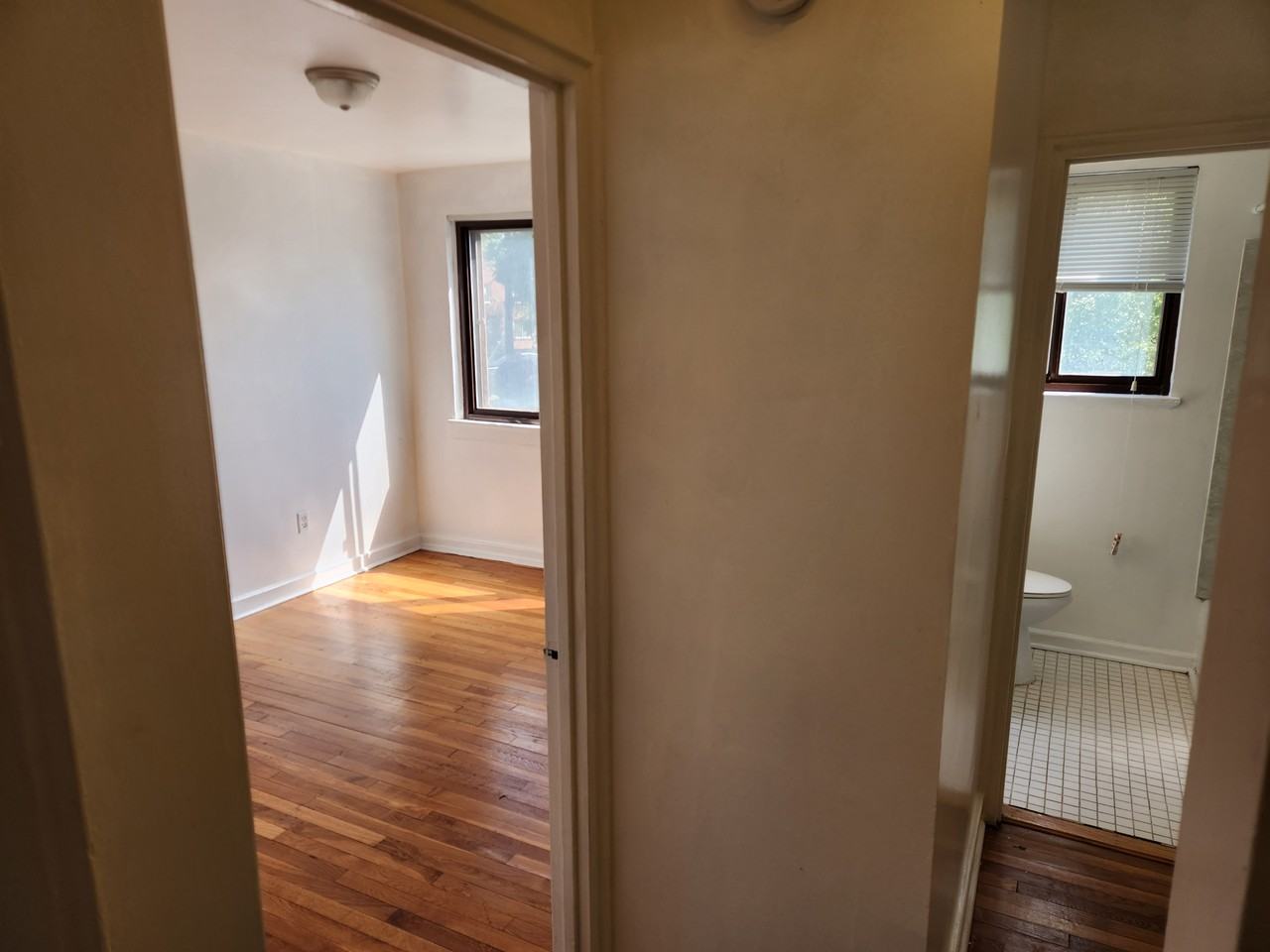 1243 Alabama Ave Se #A - Photo 3 of 10