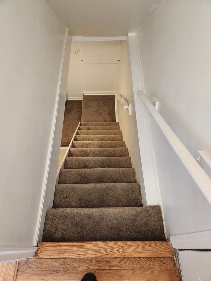 1243 Alabama Ave Se #A - Photo 7 of 10