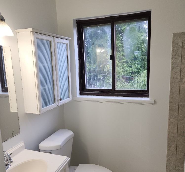 1243 Alabama Ave Se #B - Photo 2 of 16