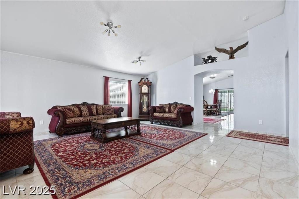 2419 Country Orchard Street - Photo 4 of 26