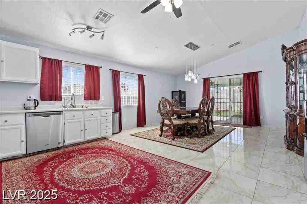 2419 Country Orchard Street - Photo 7 of 26