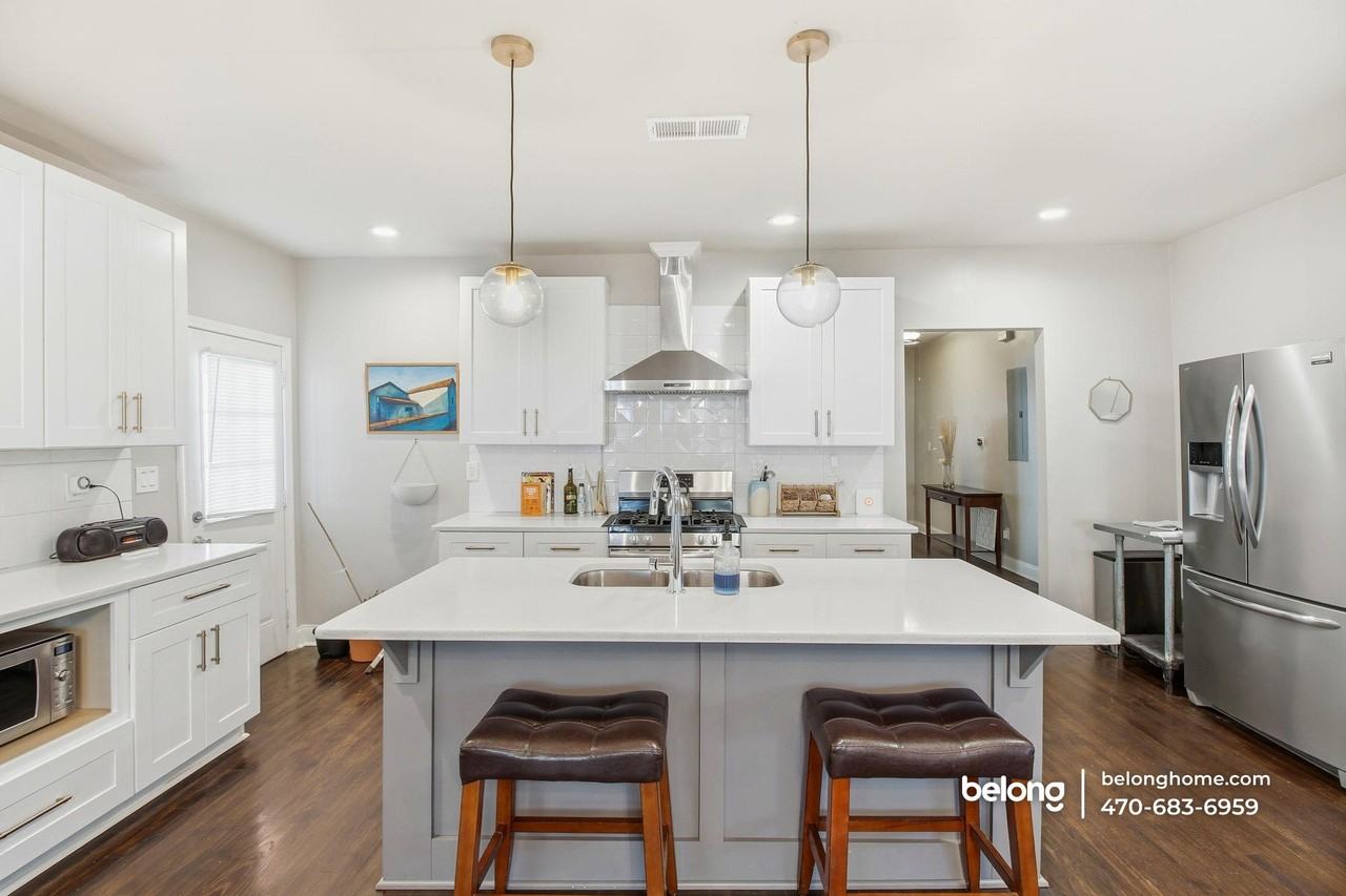 1488 Beecher St Sw #1 - Photo 7 of 22