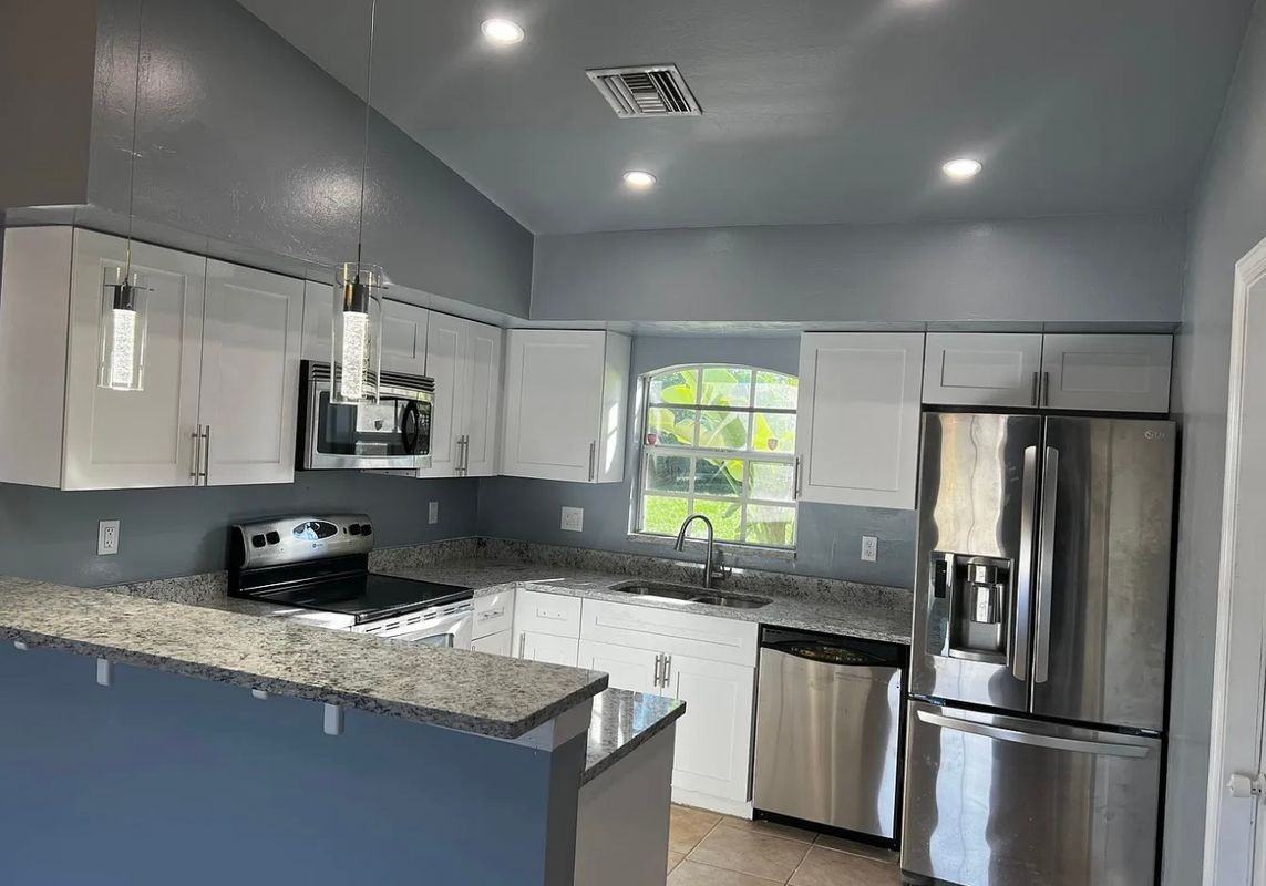 4502 25th Street Southwest - Photo 3 of 7