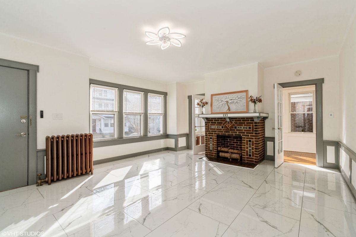 41-43 Poe Avenue - Photo 5 of 42