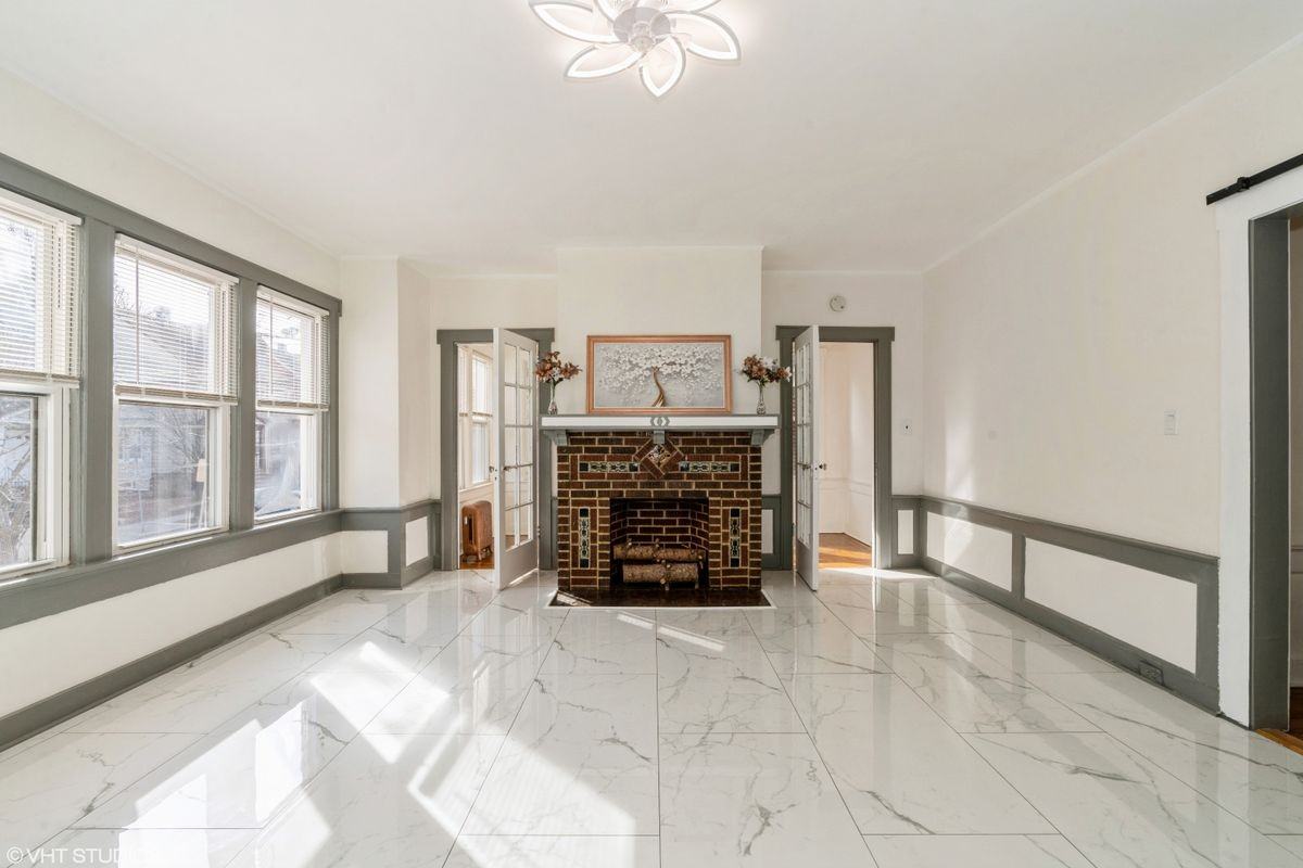 41-43 Poe Avenue - Photo 6 of 42