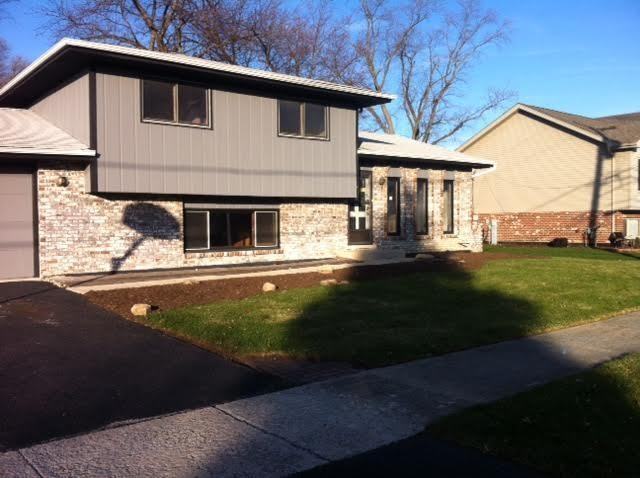 4410 152nd St - Photo 2 of 3