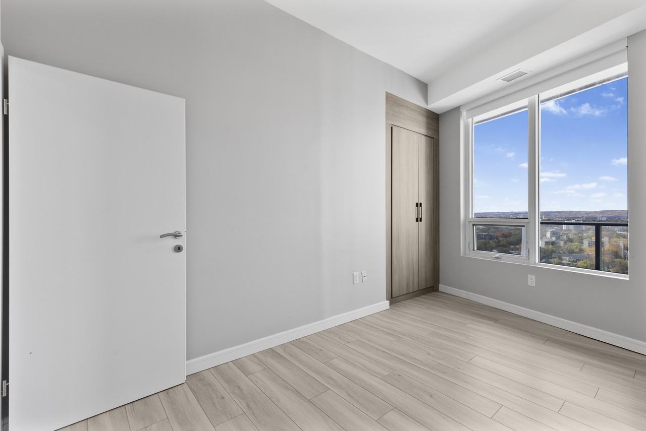 20 George Street #1502 - Photo 4 of 20