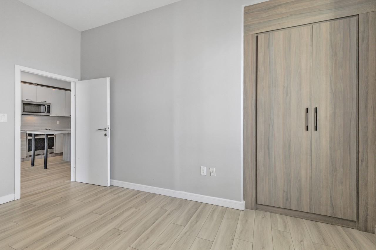 20 George Street #1502 - Photo 6 of 20