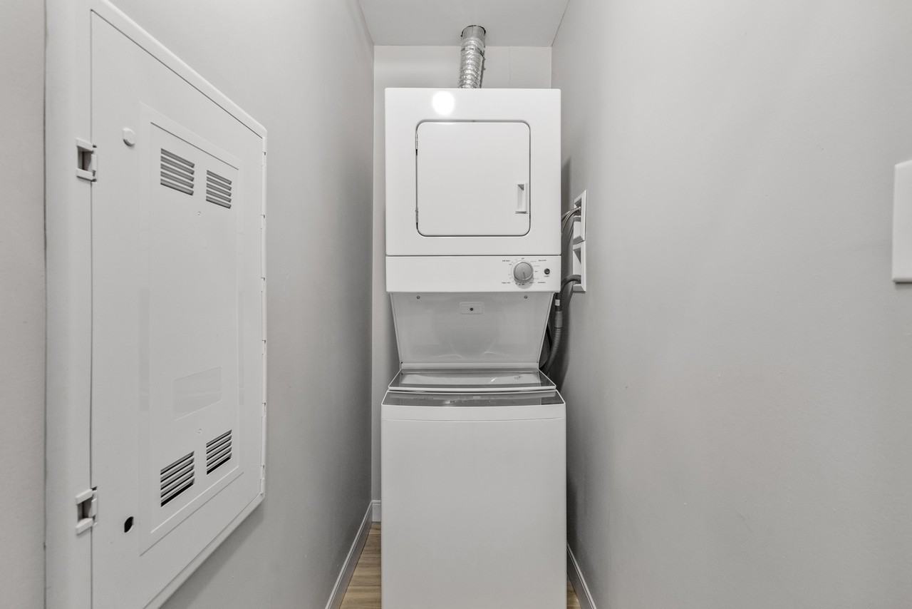 20 George Street #1502 - Photo 7 of 20