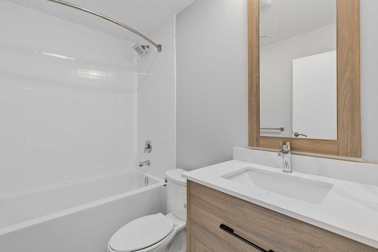 20 George Street #2905 - Photo 4 of 16