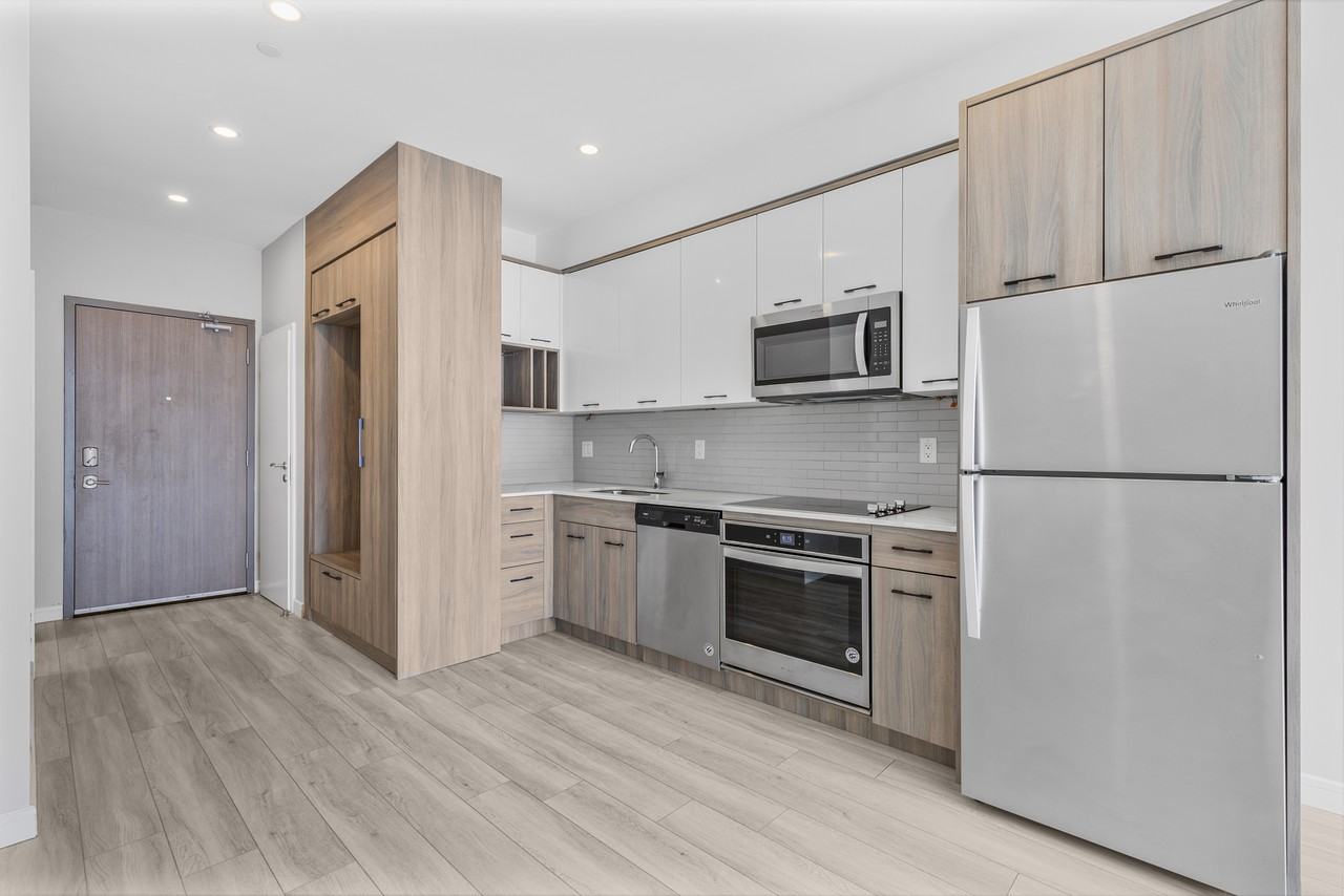 20 George Street #2107 - Photo 2 of 17