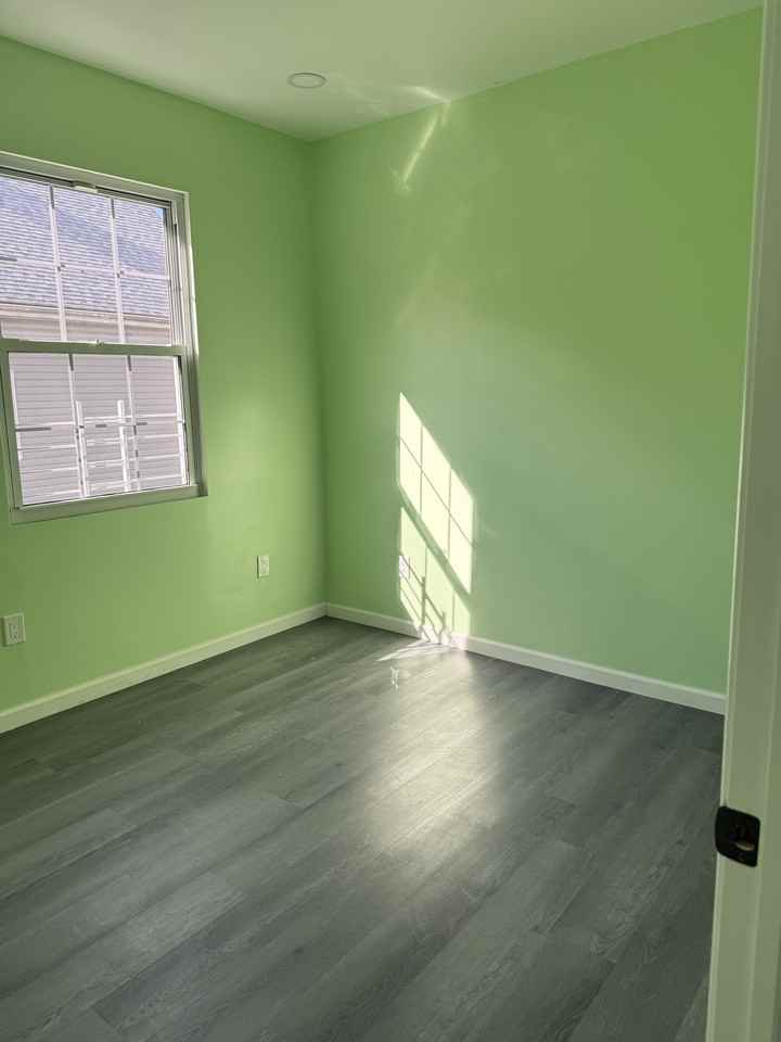 1101 Castle Hill Avenue #NA - Photo 5 of 5