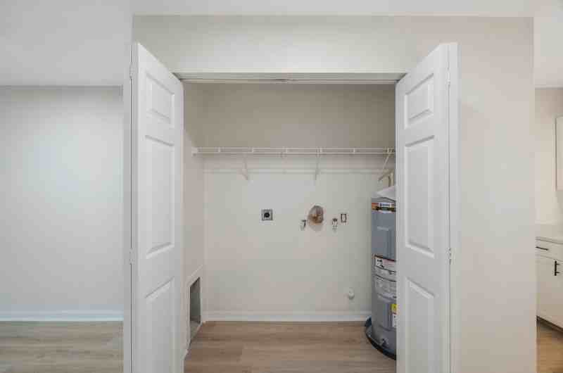 966 22nd Avenue South #101 - Photo 5 of 10