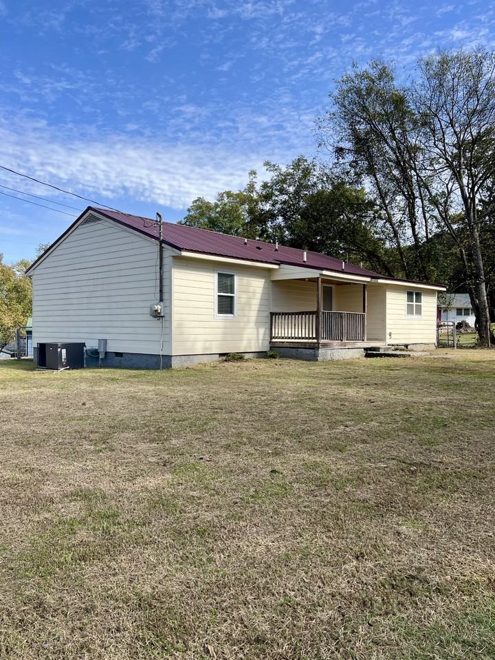 712 Richmond Ave #NA - Photo 2 of 27