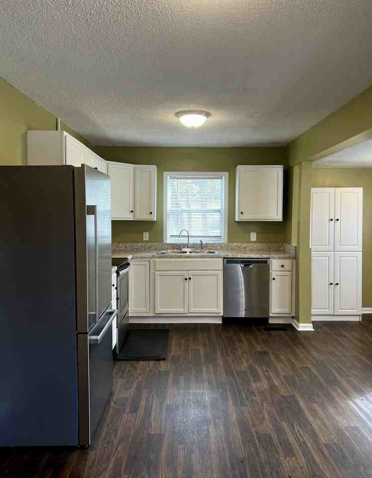 712 Richmond Ave #NA - Photo 6 of 27